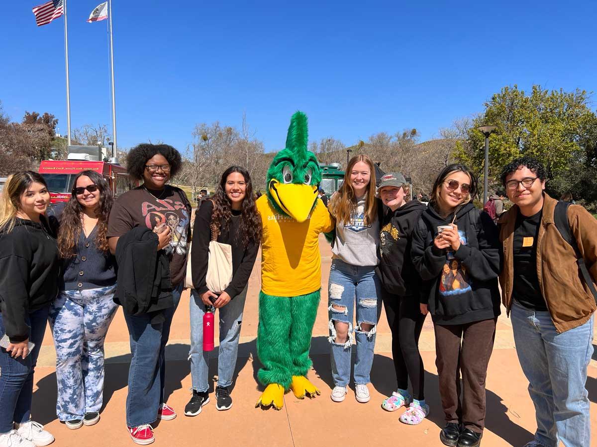 Students in front of Crafton Center